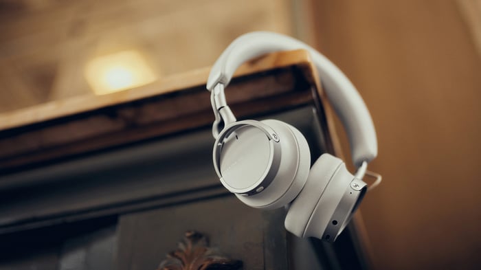 Beyerdynamic Aventho 100 Wireless Headphones Challenge Sony and Bose
