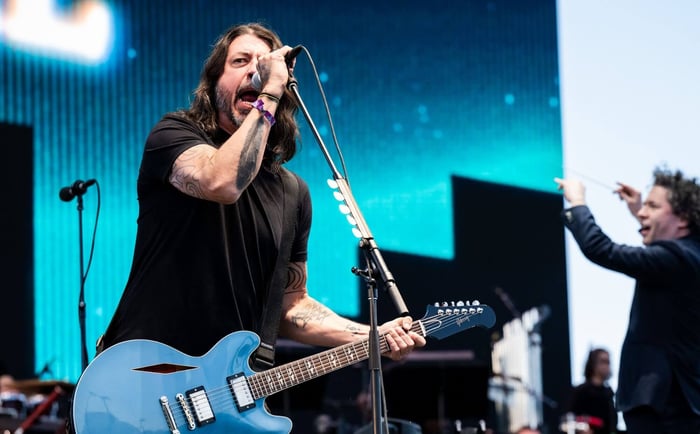 Dave Grohl Surprise Fundraiser Performance Features LCD Soundsystem and Bowie Covers
