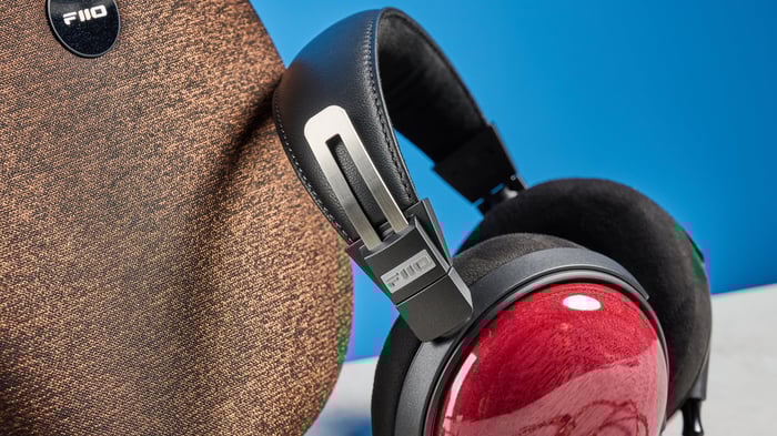 FiiO FT13 Review: Ideal Headphones for Aspiring Audiophiles