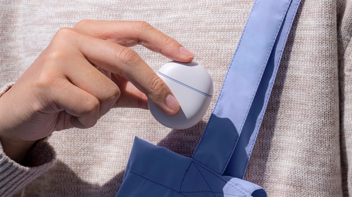 Pixel Buds 2a vs Buds Pro: Where You Really Save Money