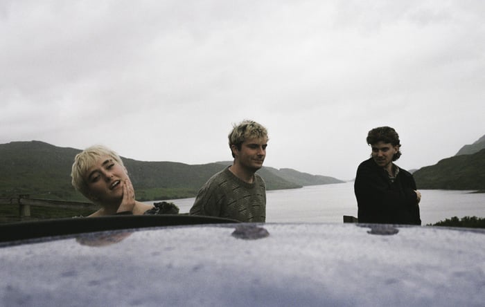 NewDad ‘Altar’ Review: A Melancholy Ode to Homesickness and Sacrifice