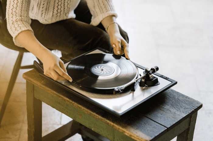 REKKORD M500: Affordable Turntable Upgrade from Mass Market Models