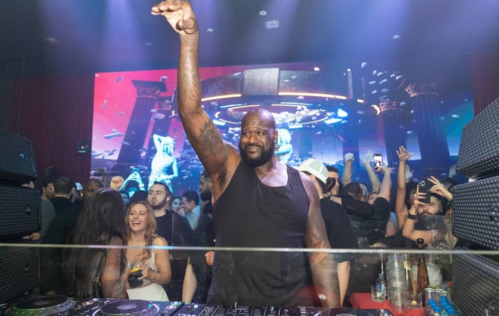 Shaquille O'Neal Shows Off Guitar Skills Covering Three Days Grace