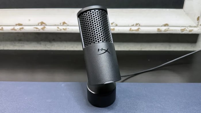HyperX SoloCast 2 Review — Brilliant Sound Overshadowed by a Quirky Stand