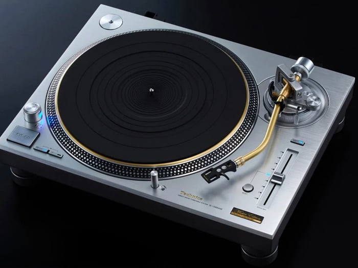 Technics SL-1200 Final Edition: Limited 2,410 Gold Units Worldwide Celebrate a Vinyl Legacy