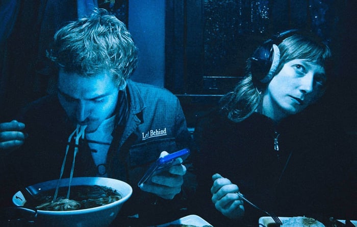 The Itch Unveil Debut Album ‘It’s The Hope That Kills You’ with Pulsing Single ‘Aux Romanticiser’