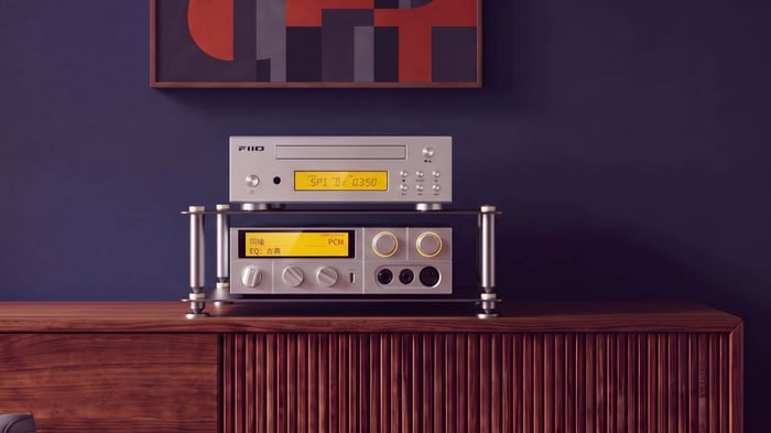 FiiO DP11 CD player with metal chassis and display