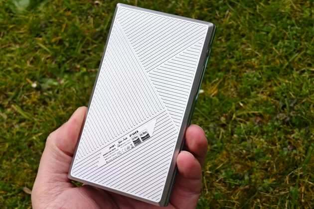 Side profile of FiiO JM21 showcasing design and build