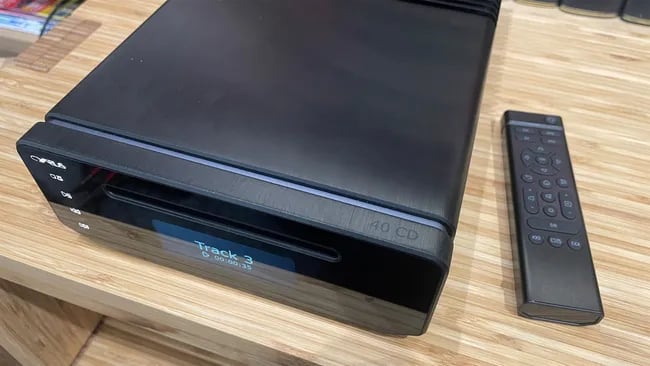 Cyrus 40 CD handling Led Zeppelin with finesse