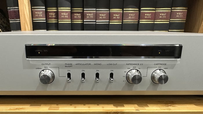 Luxman E-07 delivering pristine sound quality