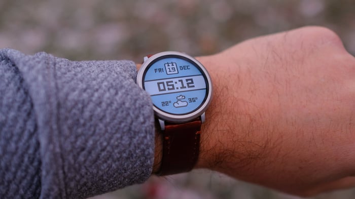 Pebble Round 2 smart watch with 1.3-inch e-paper display