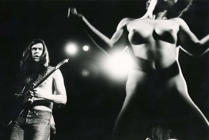 Gibby Haynes and Kathleen Lynch perform in Belgium, 1988