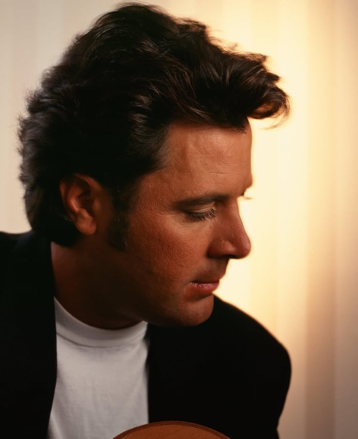 Vince Gill in 1984 in Nashville, Tennessee. (Credit: Walter Iooss Jr./Getty Images)
