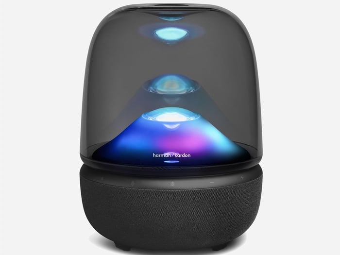 Aura Studio 5 from a front angle highlighting the dome