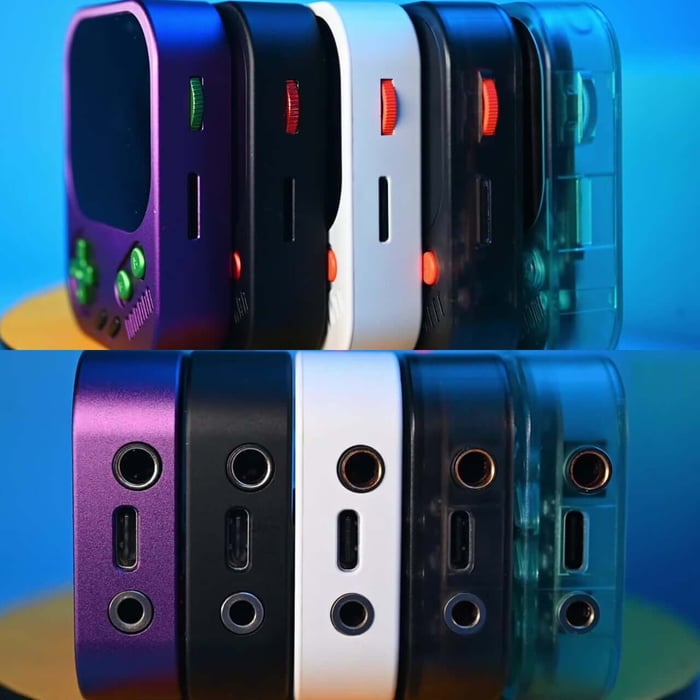 Side view of Hidizs AP30 Music Boy showcasing USB-C charging