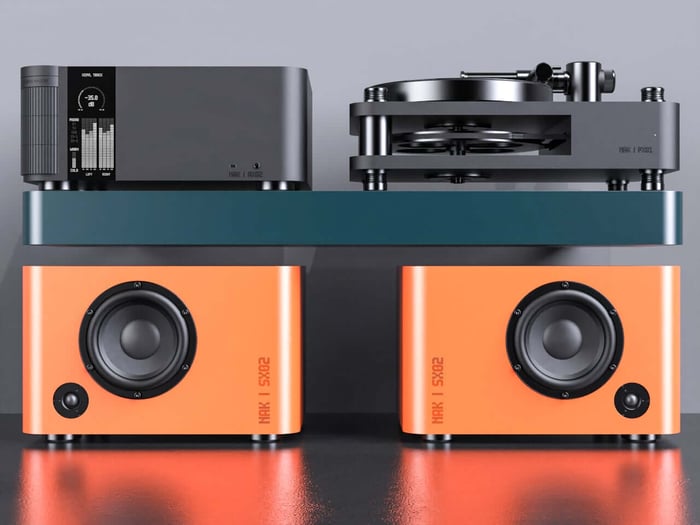 Stacked hi-fi components as modular furniture