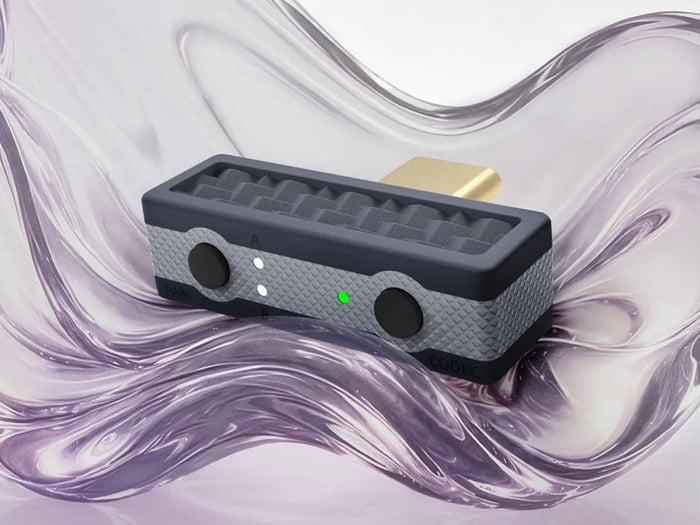 iFi Audio UP Play Max transmitter connected for wireless headphone playback