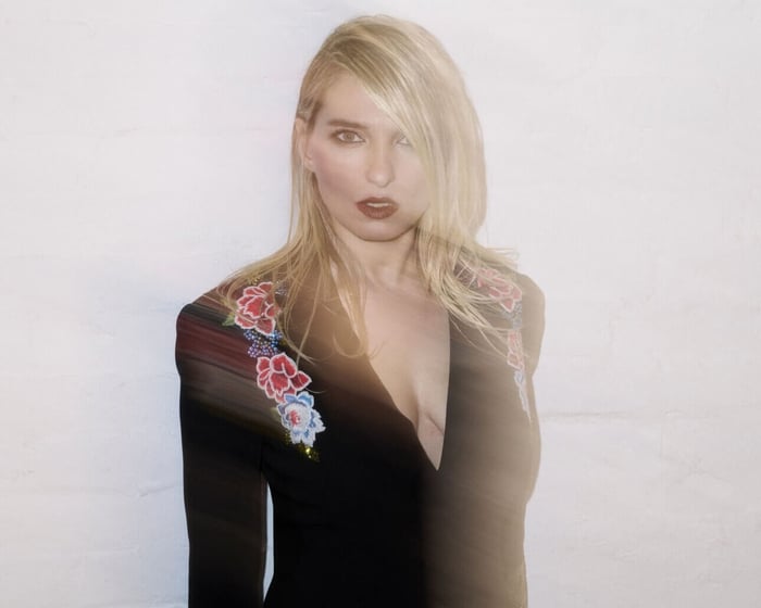 Tina Win confident with microphone