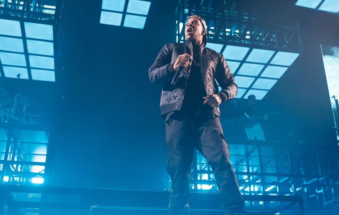 Jay-Z performs live