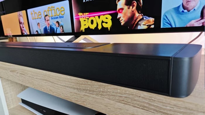 JBL Bar 1000 front view during setup