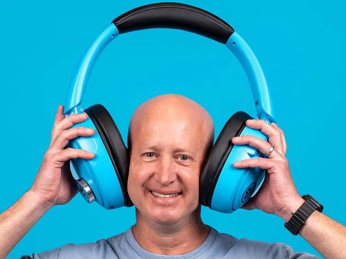 Blue XL headphone speaker controls