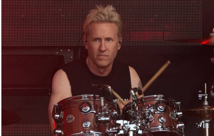 Josh Freese performing