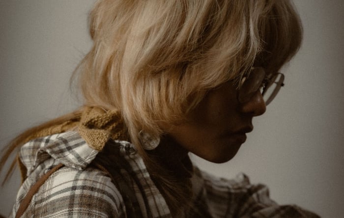 Keath Ósk, photographed by Ryan Blewett, ready to take the stage.