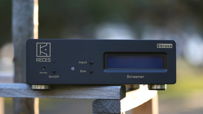 Comparison with Magna HIFI Mano Ultra MKII