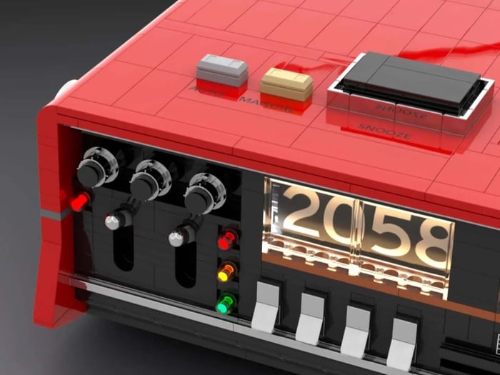 Detail of tuning needle and scale