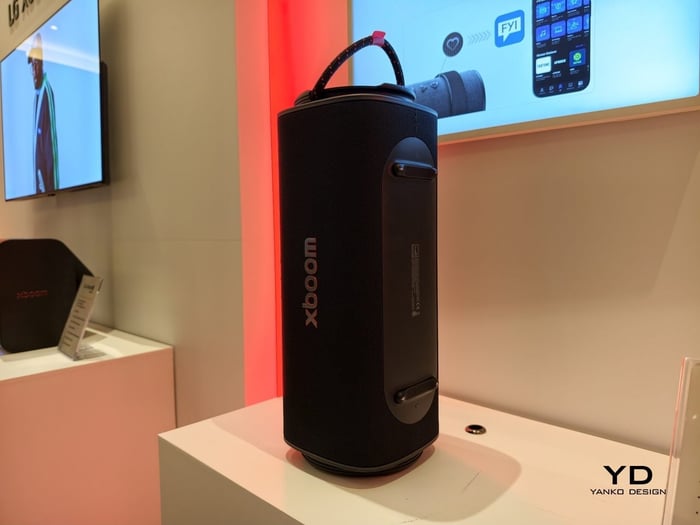 LG xBoom Blast and Stage 501 side-by-side