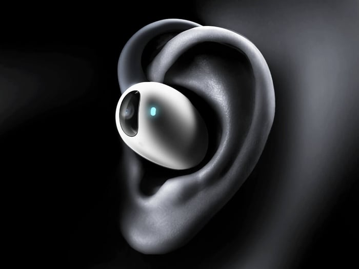 Lightwear Earbuds angled view