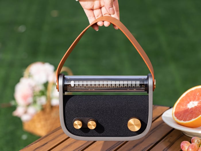 Side view of Luna Audio speaker handbag concept