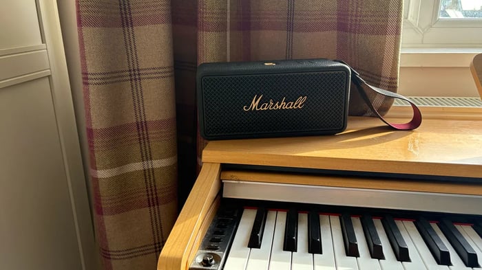 Marshall Middleton II Bluetooth Speaker in action