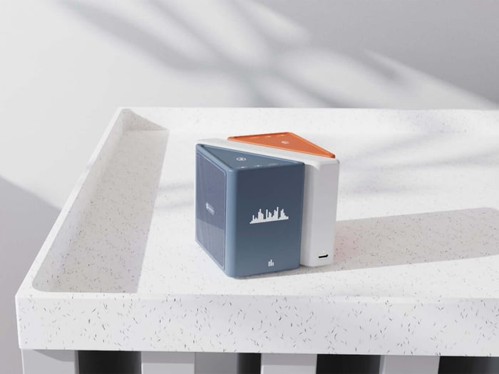 Merge modular speaker system in hand