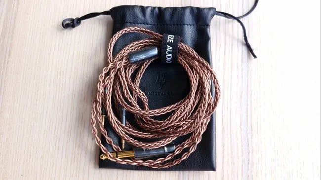 Meze Audio Poet