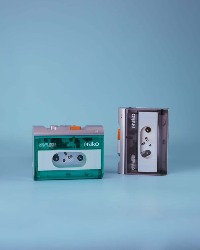 Miko cassette player in Mint color