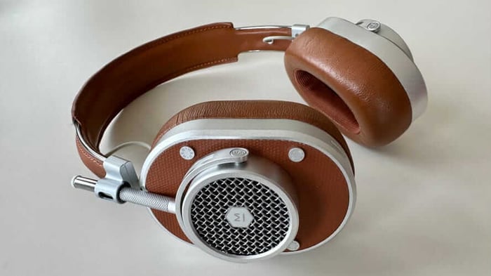 Master & Dynamic MH40 (2nd Gen)