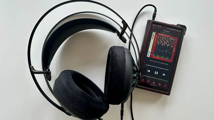 Meze Audio 105 AER