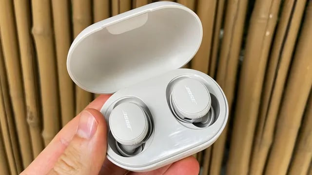 Bose QuietComfort headphones