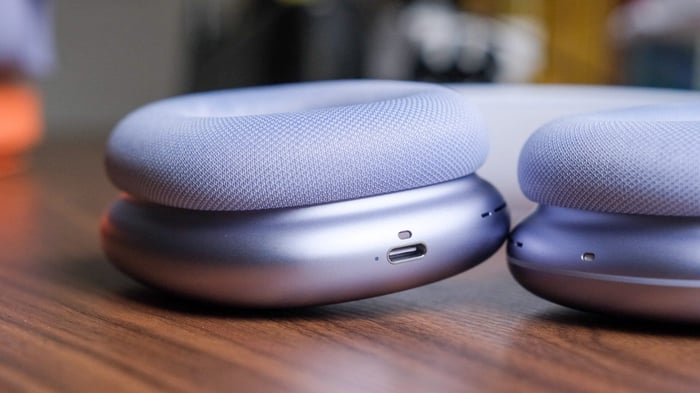 Apple AirPods Max 2 battery life overview