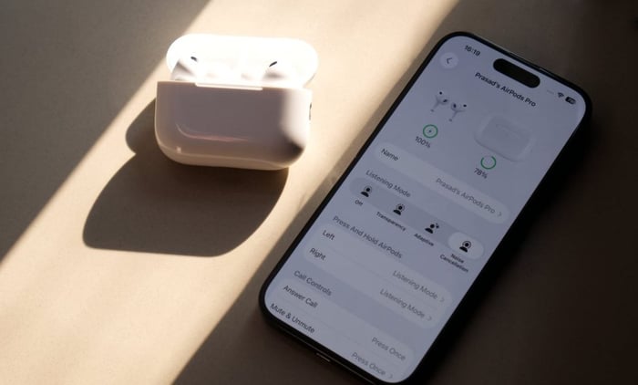 AirPods Pro 3 software interface