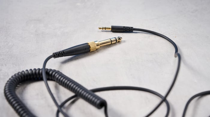 DT 270 Pro with cable and adapter