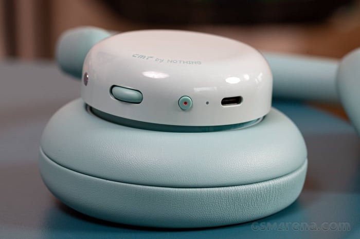 User interface for CMF Headphone Pro controls.