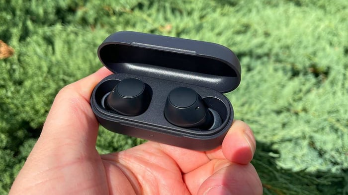 Sony WF-C510: small earbuds with surprisingly rich sound.
