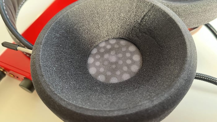 A closer look at Grado GS3000x Statement’s exquisite craftsmanship