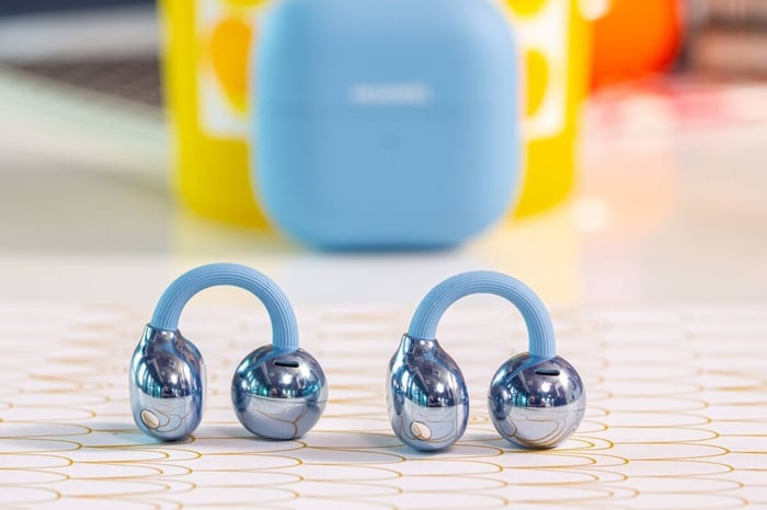 Close details of FreeClip 2’s premium finish