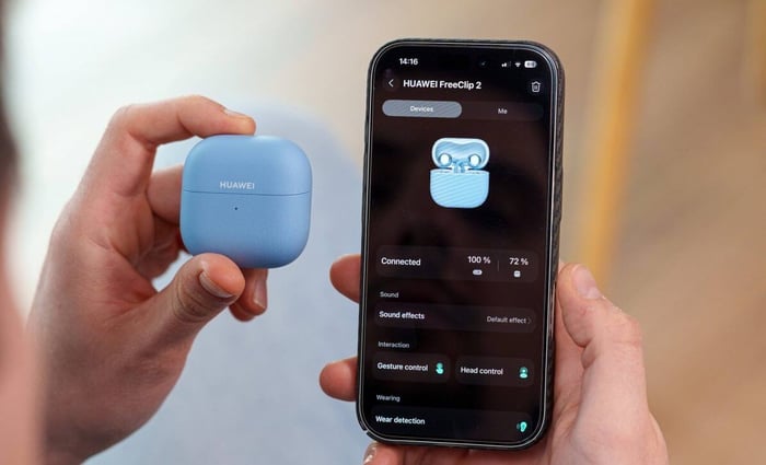 Huawei FreeClip 2 showing sensor and mic setup