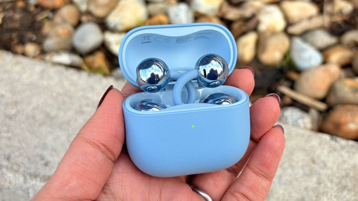 Pairing with devices is quick and smooth