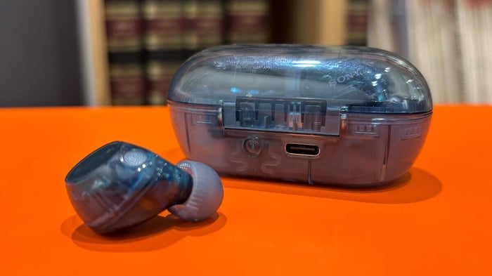 Compact noise-cancelling earbuds at a budget price