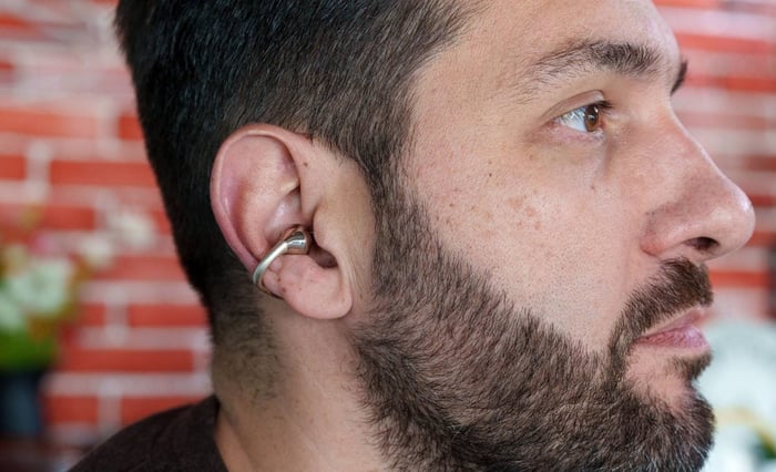 Lightweight design ensures earbuds stay comfortable during activity